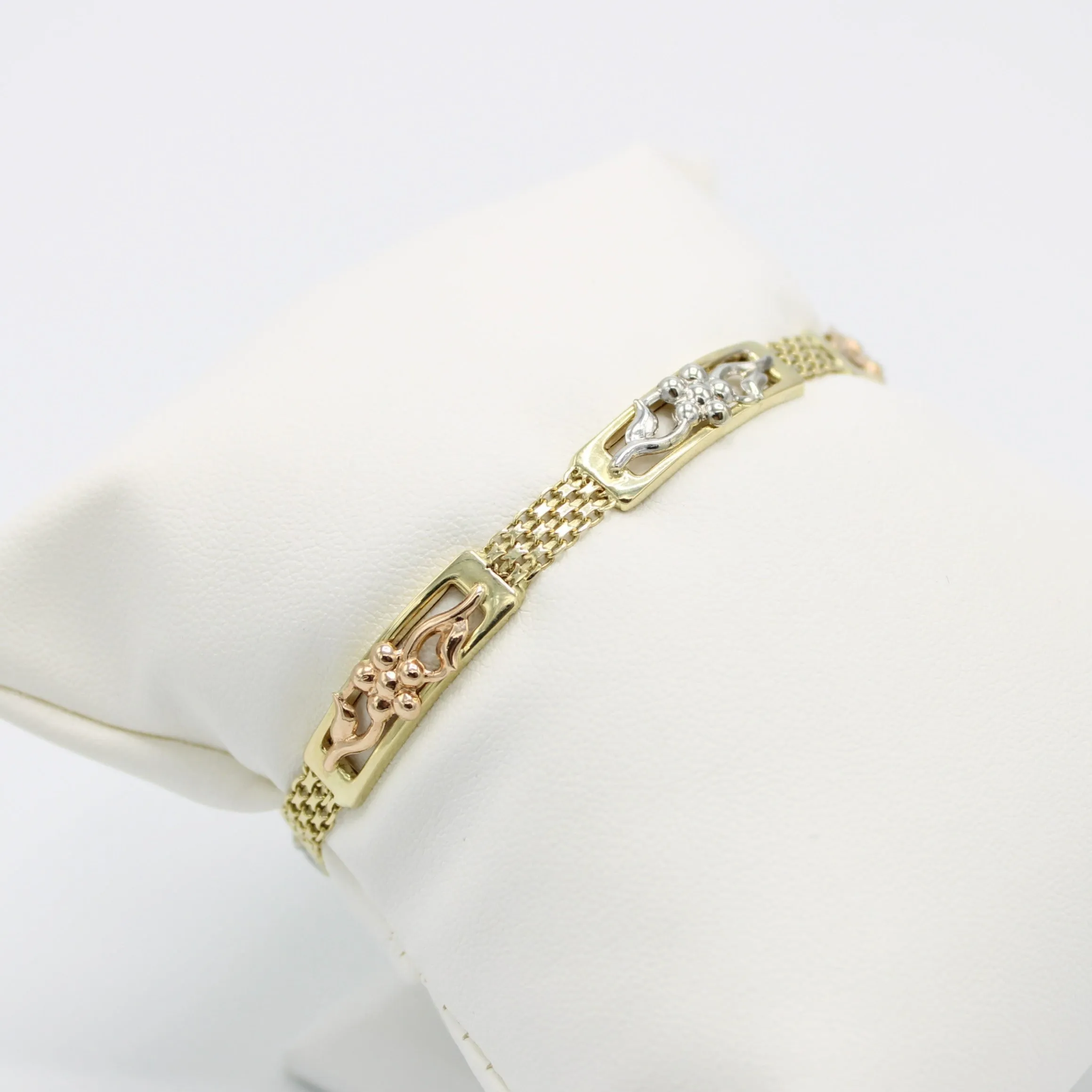 14K Bangle Yellow Gold