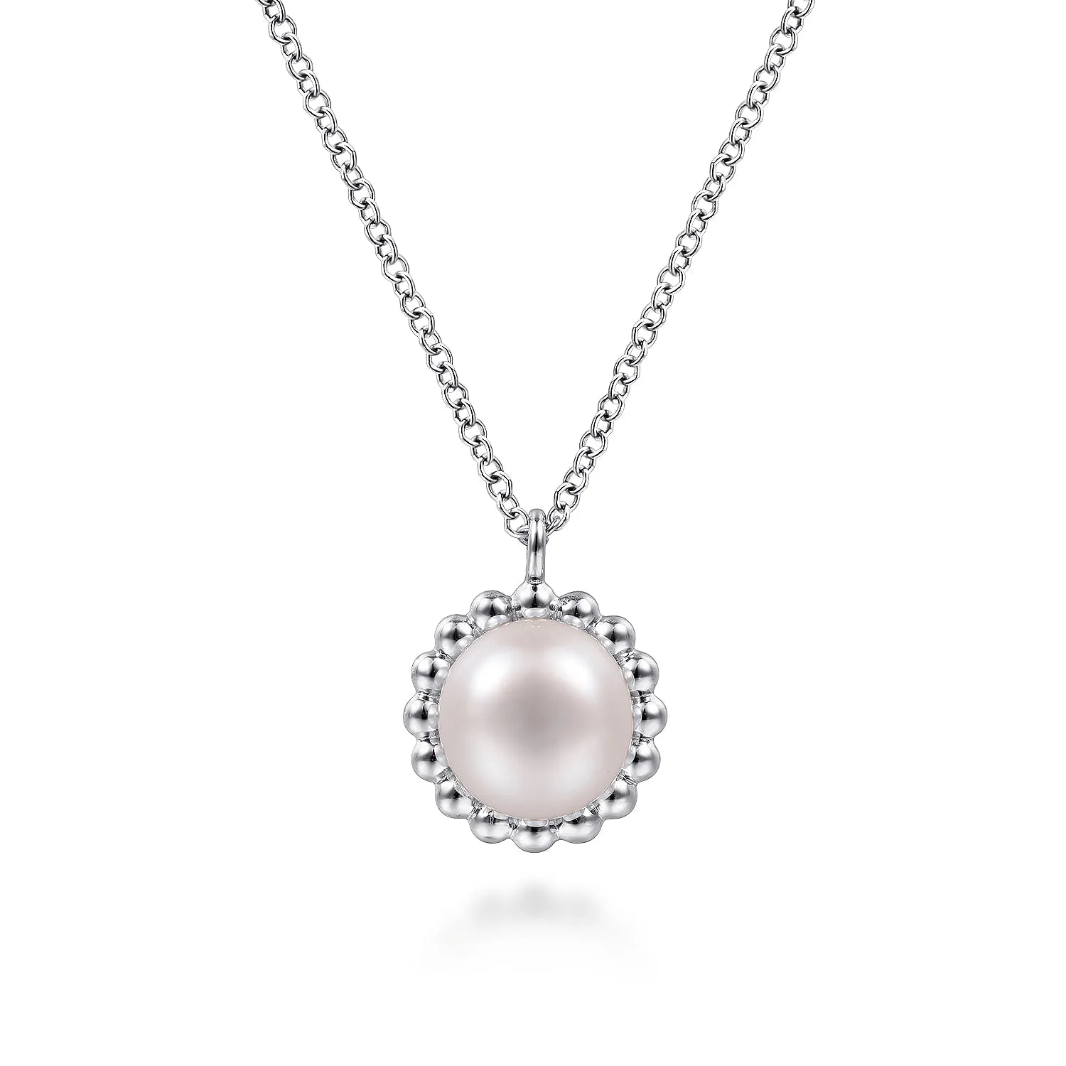 Sterling Silver Fresh Water Pearl Necklace 17.5 inch